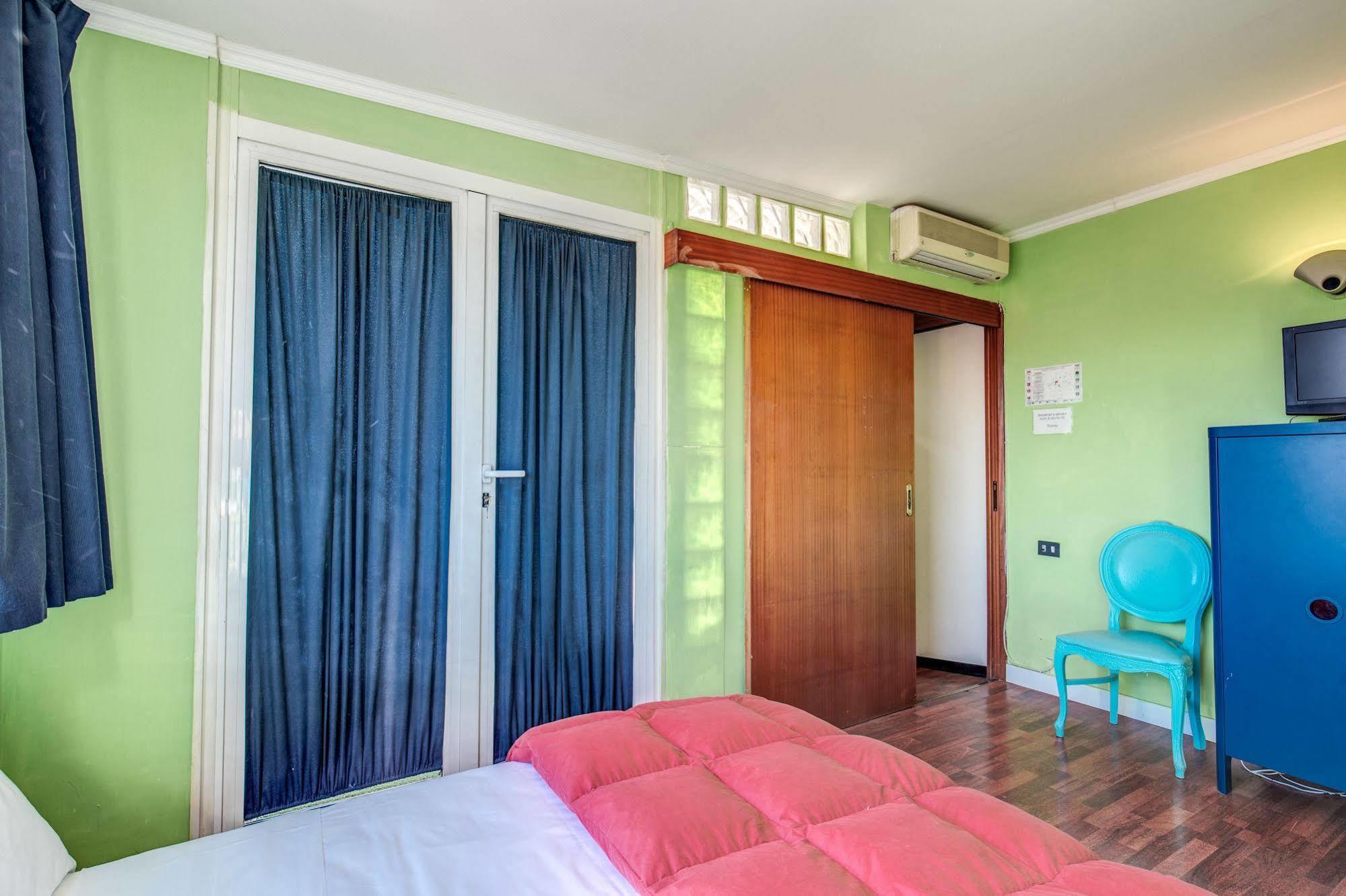 B&B Piramide Terrace Rome Exterior photo