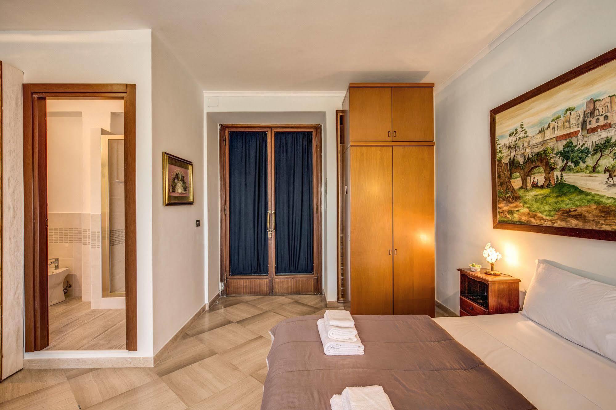 B&B Piramide Terrace Rome Exterior photo