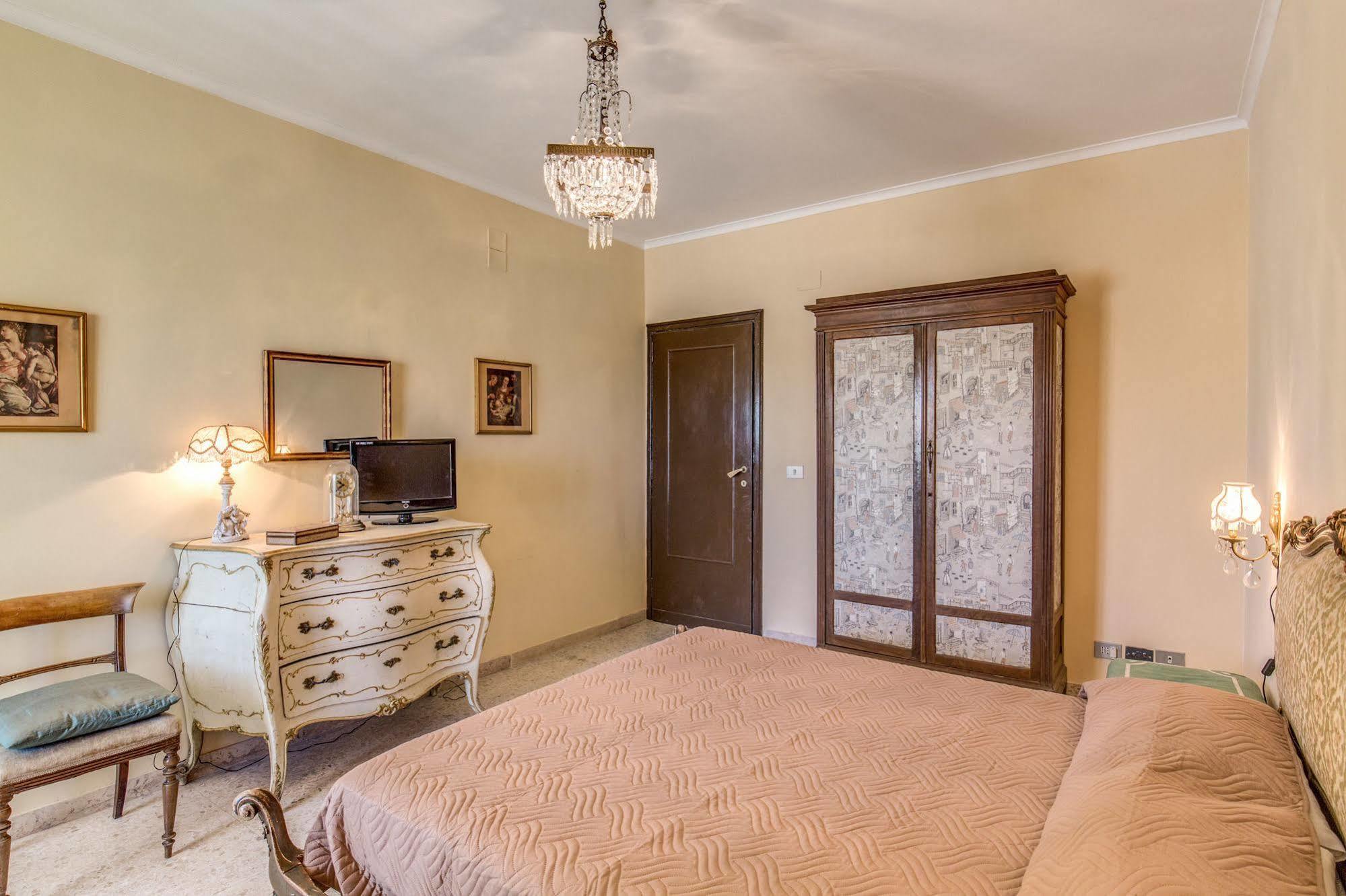 B&B Piramide Terrace Rome Exterior photo